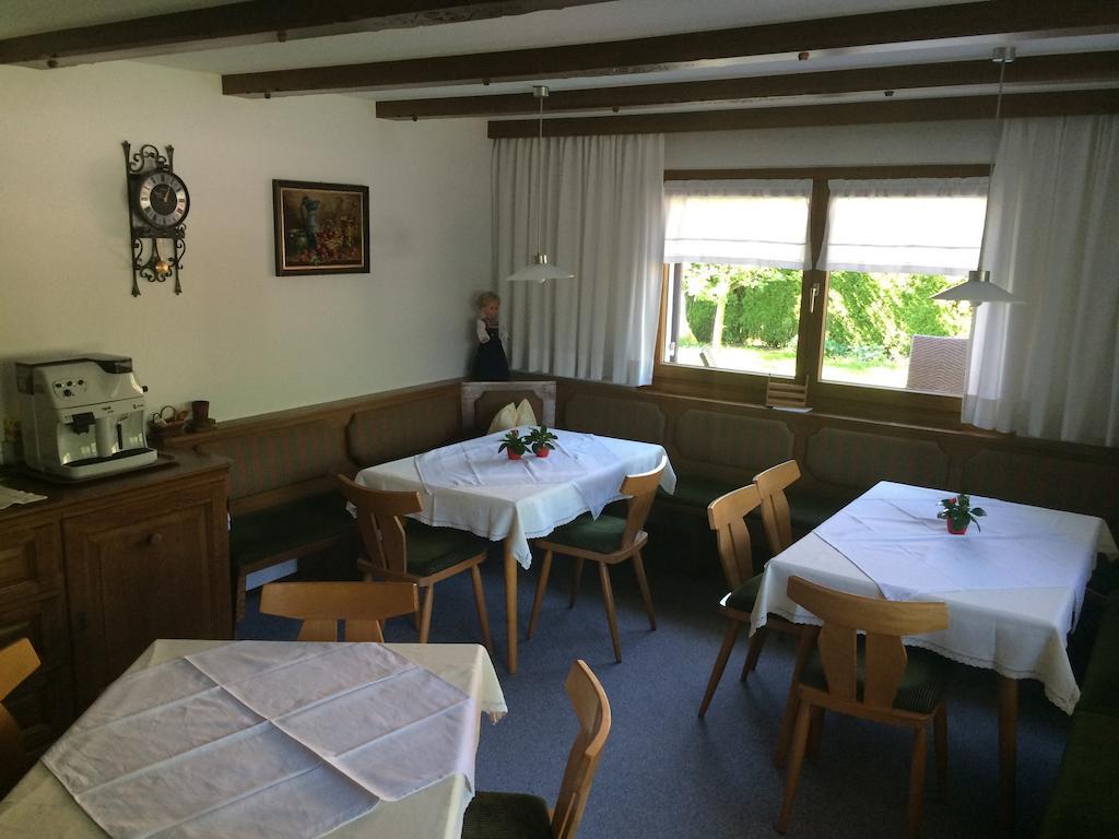 Gaestehaus Laesser Mellau Eksteriør billede
